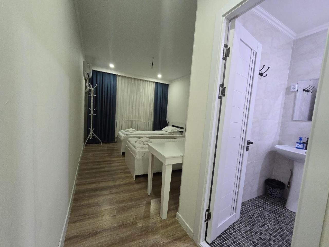 Guesto Hostel Tashkent Exterior foto